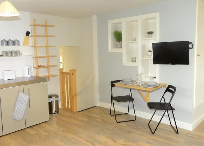 Spacious Loft Apartment In Coventry Cv1 *New*